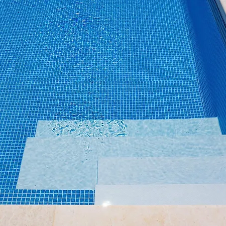 别墅 Brioni With Pool By Rentistra